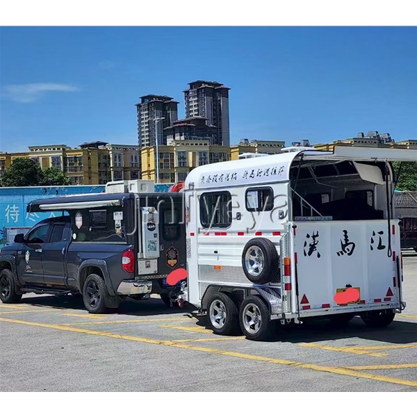 大庆两马位马车